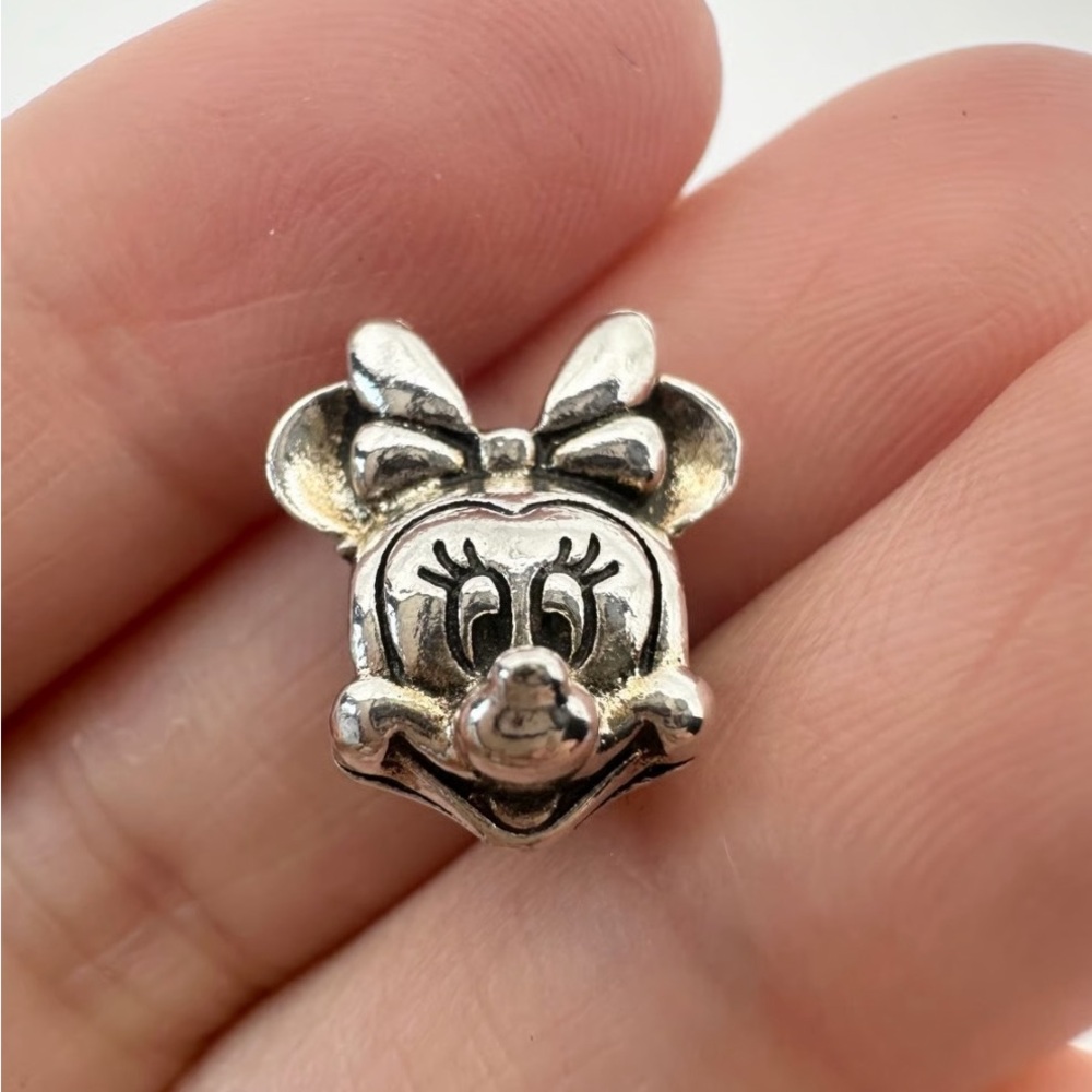 Authentic Pandora Disney Stirling Silver Charm RETIRED